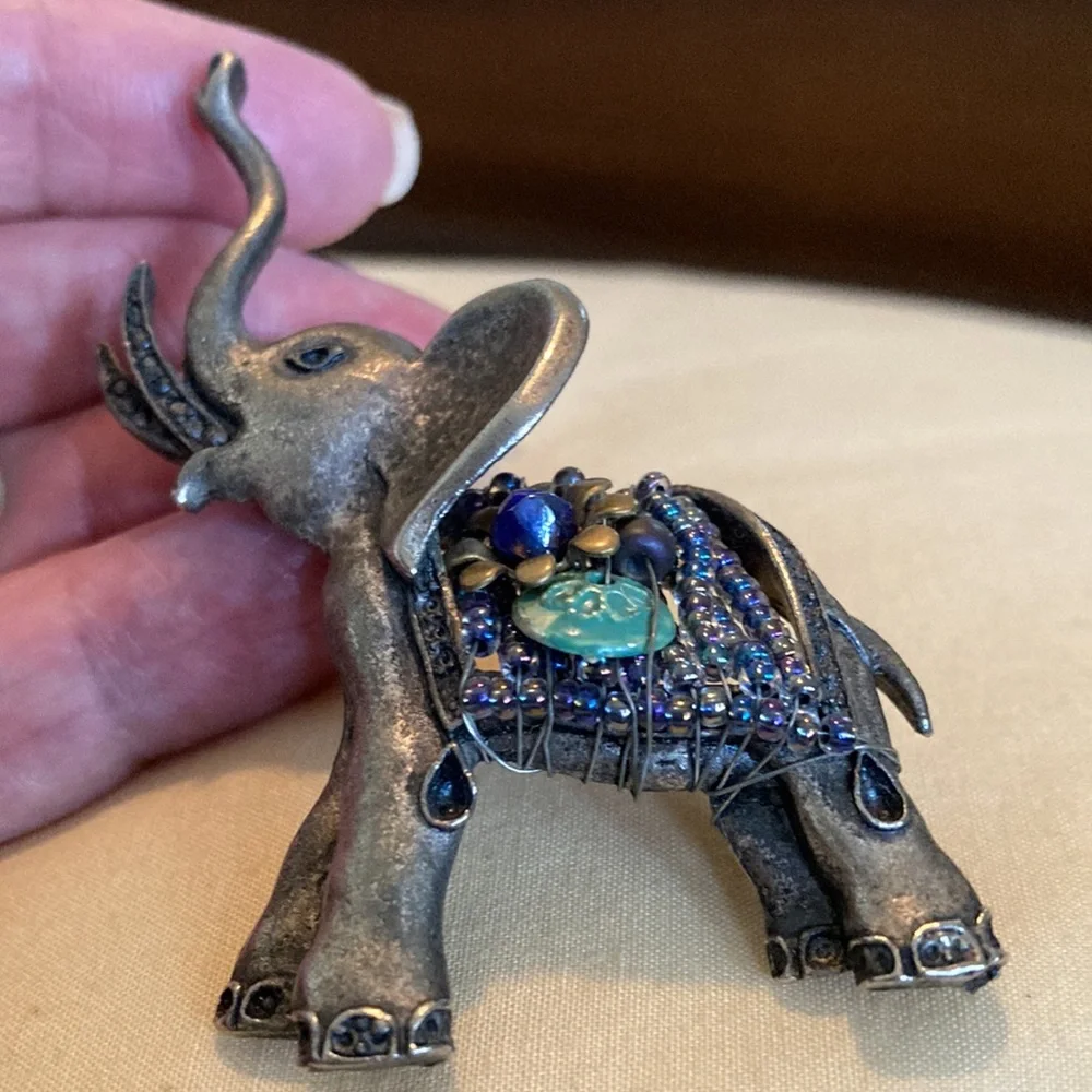 Silver tone  decorated elephant brooch